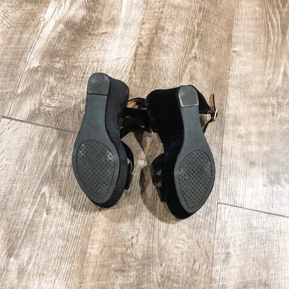 Velvet Embroidered Platform Wedges - Picture 5 of 9